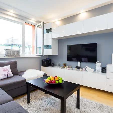 Rent A Flat - Jagiellonska St. Apartamento